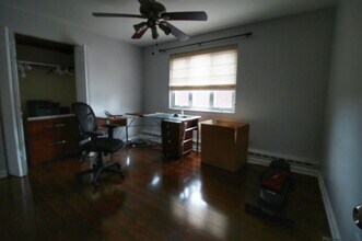 700 W Bittersweet Pl in Chicago, IL - Building Photo - Building Photo