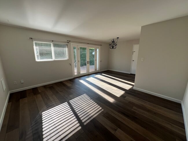 property at 392 Redwood Ave