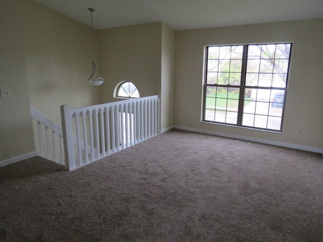 35 Ashton Dr in Ashville, OH - Building Photo - Building Photo