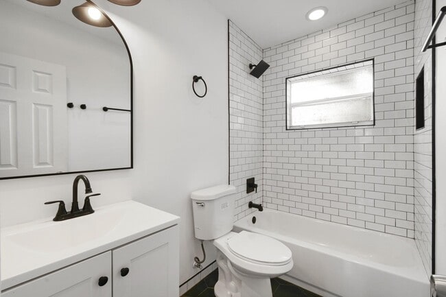 property at 1600 Center St