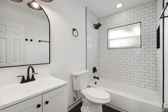 1600 Center St, Unit B17 in Jupiter, FL - Foto de edificio - Building Photo