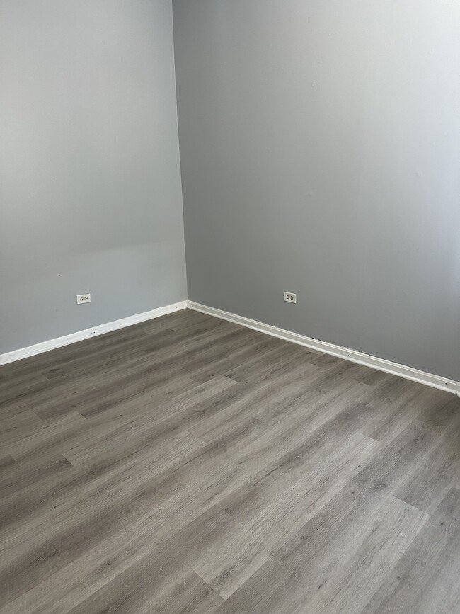 3348 W Van Buren St, Unit 1 in Chicago, IL - Foto de edificio - Building Photo