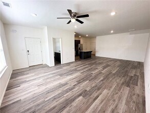 959 S Rupple Rd in Fayetteville, AR - Building Photo - Building Photo