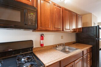 530 N 32nd St in Philadelphia, PA - Building Photo - Building Photo