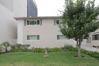 113 N Hamilton Dr in Beverly Hills, CA - Building Photo - Building Photo