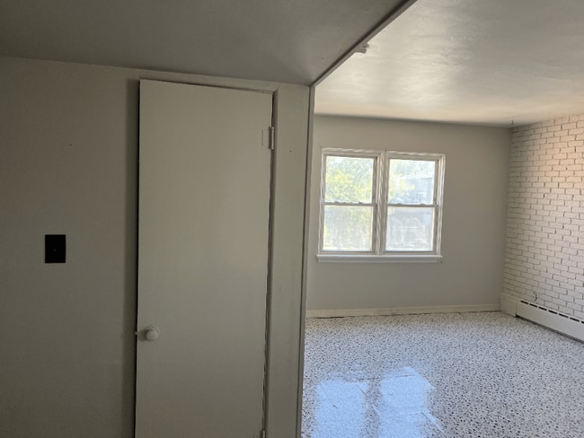 7012 Kennedy Ave in Hammond, IN - Building Photo - Building Photo