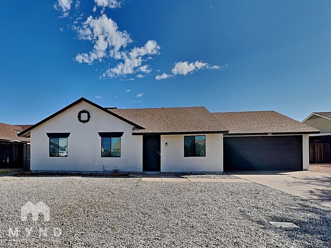 property at 830 W Mohawk Ln