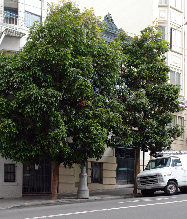 1054 Sutter St in San Francisco, CA - Building Photo