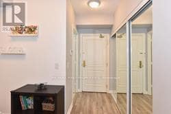 9245 Jane St in Vaughan, ON - Building Photo - Building Photo