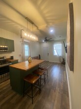 1818 Allen St in New Orleans, LA - Foto de edificio - Building Photo