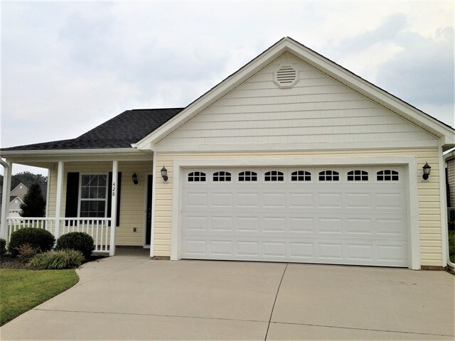 428 Bridgewood Ct in Boiling Springs, SC - Building Photo