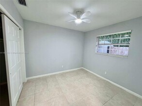 1529 SW 22nd St in Fort Lauderdale, FL - Building Photo - Building Photo