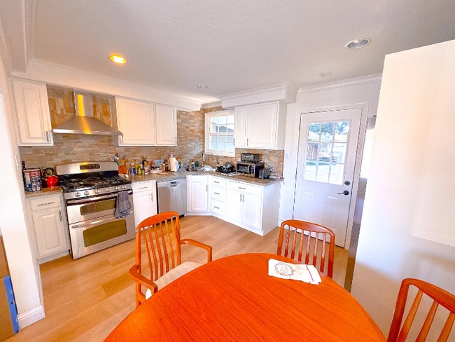 property at 1532 Cypress Ave