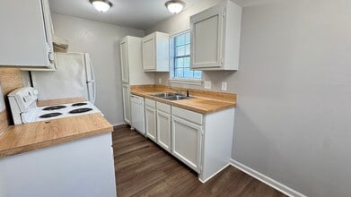 819 Downing Pines Rd in West Monroe, LA - Building Photo - Building Photo