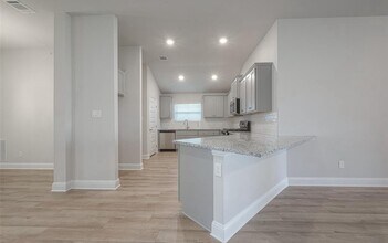 13317 Silver Egret Ln in La Marque, TX - Building Photo - Building Photo