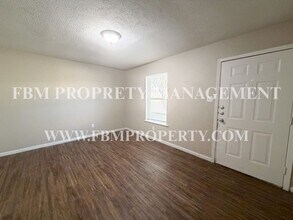 3224 W 8th Ave in Corsicana, TX - Building Photo - Building Photo