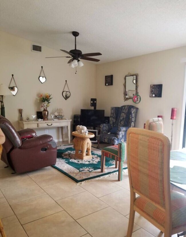 3912 SW McCrory St in Port St. Lucie, FL - Building Photo - Building Photo