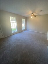327 Grover Cleveland Cir in Jackson, MS - Building Photo - Building Photo