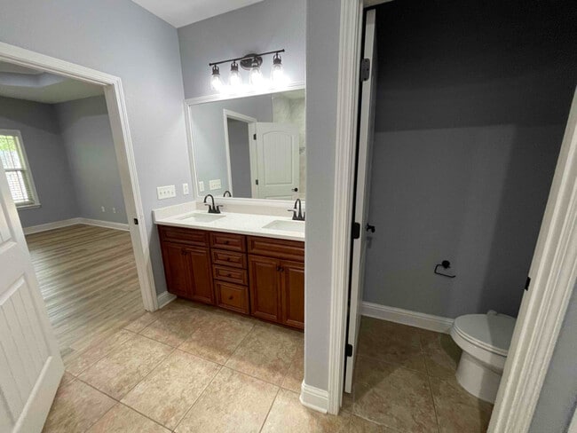 10374 Sweet Bay Dr in Gulfport, MS - Building Photo - Building Photo