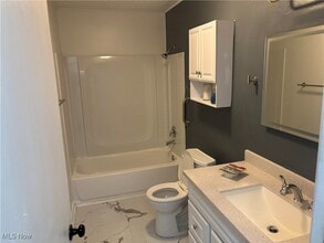 274 Haven Ave in Barberton, OH - Building Photo - Building Photo