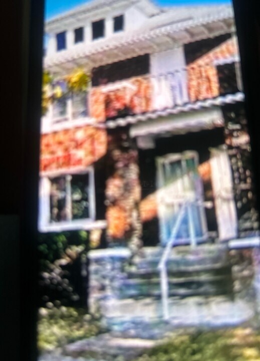 5005 Whitfield St in Detroit, MI - Building Photo