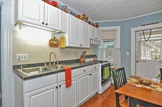 25 Saunders St, Unit 25F in North Andover, MA - Foto de edificio - Building Photo