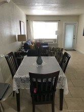 7921 Abbott Ave-Unit -4 in Miami, FL - Building Photo - Building Photo