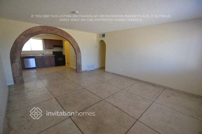 3131 W Surrey Ave in Phoenix, AZ - Building Photo - Building Photo