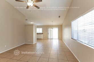 10763 W Rio Vista Ln in Avondale, AZ - Building Photo - Building Photo