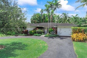 700 Vilabella Ave in Coral Gables, FL - Building Photo - Building Photo