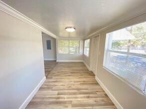 812 W Livingston St, Unit A in Orlando, FL - Building Photo - Building Photo