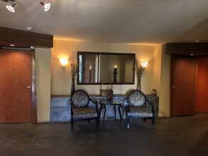 1128 Ocean Park Blvd in Santa Monica, CA - Building Photo - Building Photo
