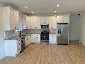 3525 S Wickens St in Bloomington, IN - Building Photo - Building Photo