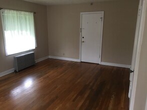 1740 W Riverside Ave, Unit 5 in Spokane, WA - Foto de edificio - Building Photo