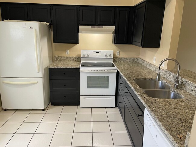 3012 Patel Dr in Winter Park, FL - Building Photo - Building Photo