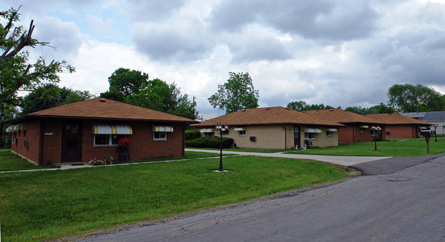 253-273 Euclid Ave in Fairborn, OH - Foto de edificio - Building Photo