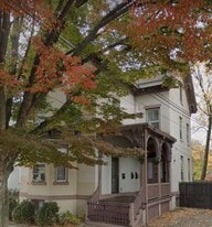 11 N Clover St, Unit 2 in Poughkeepsie, NY - Building Photo