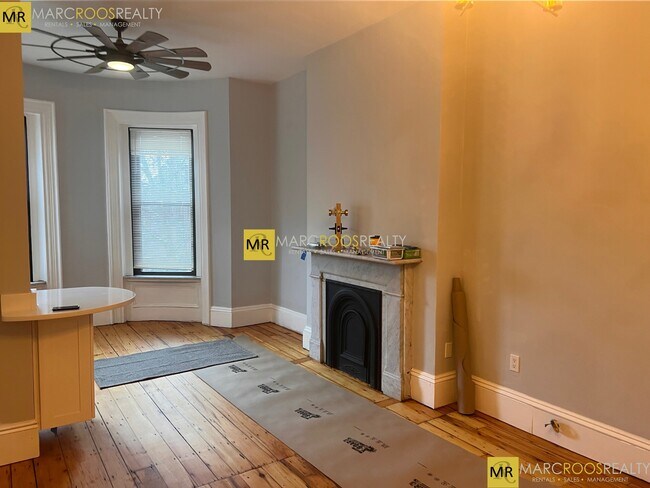 488 Columbus Ave, Unit 3 in Boston, MA - Foto de edificio - Building Photo