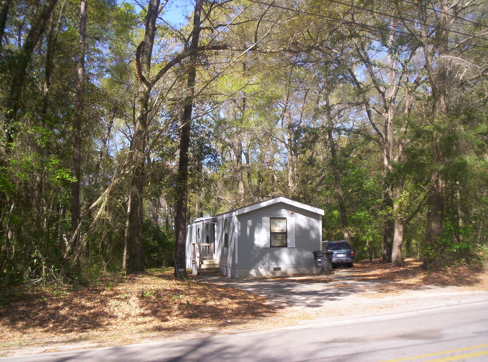 Rankin Avenue in Tallahassee, FL - Building Photo