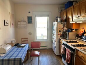 84 Walker St in Newton, MA - Building Photo - Building Photo