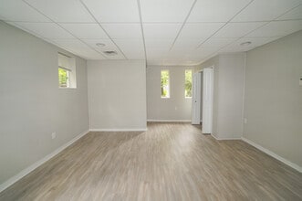 The Lorrie in Pittsburgh, PA - Building Photo - Interior Photo