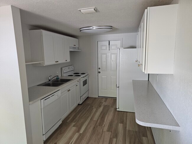 468 88th Ave N, Unit 468 88th