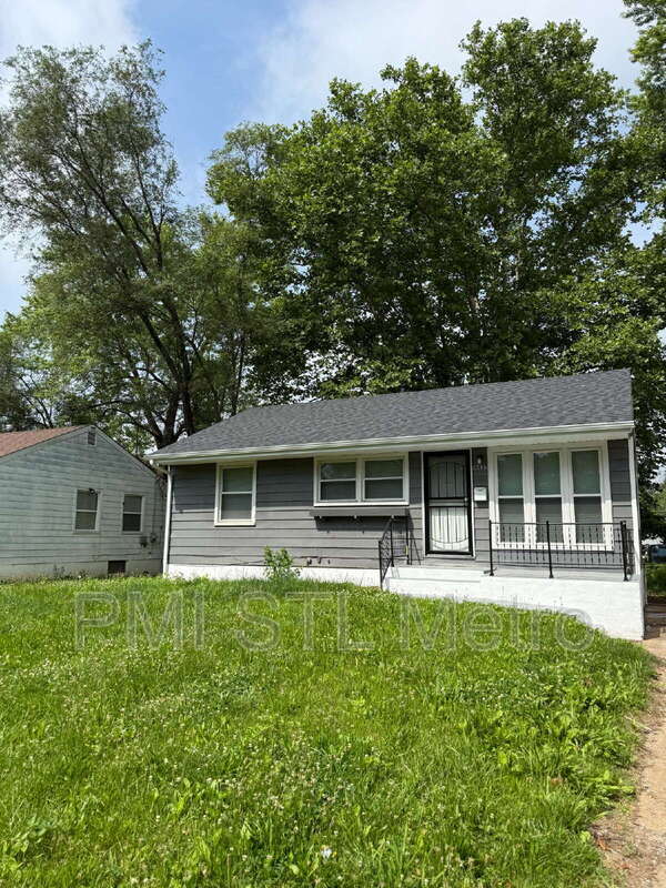property at 10435 Balmoral Dr