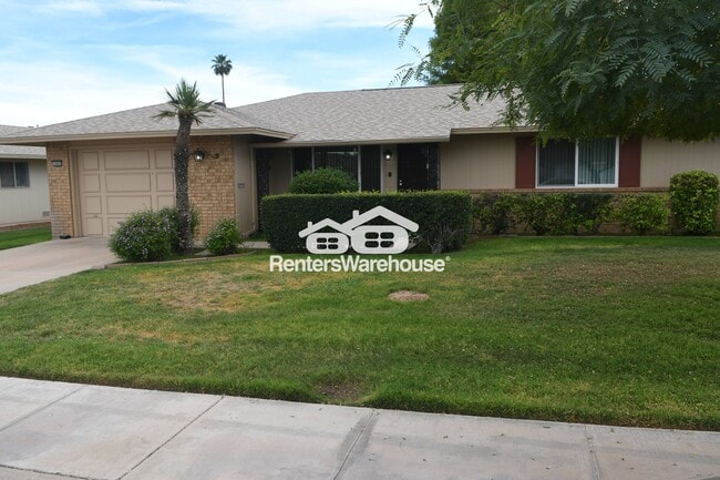 property at 10005 W Pleasant Valley Rd