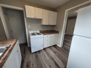 1964 Arlington Ave in Des Moines, IA - Building Photo - Building Photo