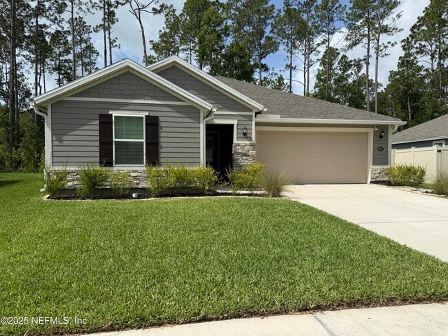 property at 2832 Windsor Lks Wy