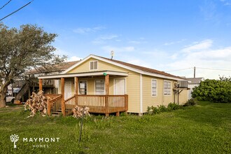 1215 Pickney St in Port Bolivar, TX - Building Photo - Building Photo