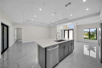 636 Ladd St in Lehigh Acres, FL - Building Photo - Building Photo