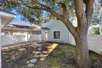 15835 S Alley Ct in Houston, TX - Foto de edificio - Building Photo
