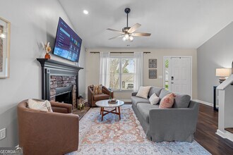 13 Huntcliff Dr in Cartersville, GA - Building Photo - Building Photo